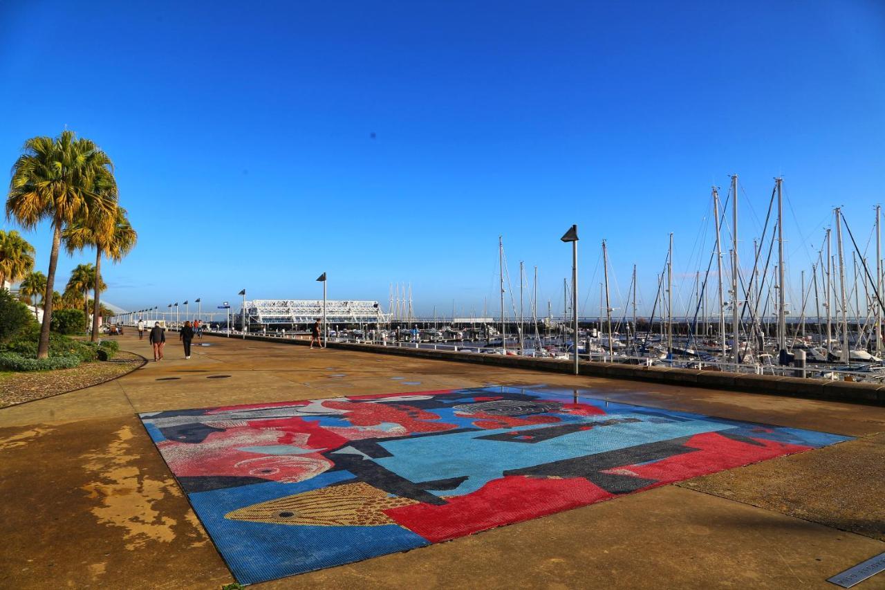 Appartamento Bom Dia Parque Nacoes Lisboax Esterno foto